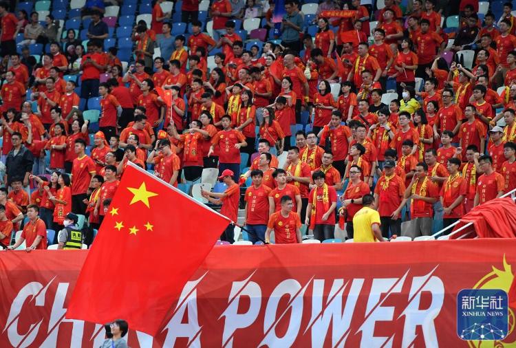 中国女足备战足球争霸赛，决胜一搏的简单介绍